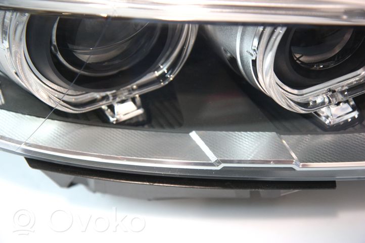 BMW 4 F32 F33 Lampa przednia 013942