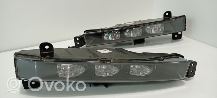 BMW 7 G11 G12 Lampa LED do jazdy dziennej 019480