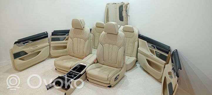 BMW 7 G11 G12 Fotele / Kanapa / Komplet 019103