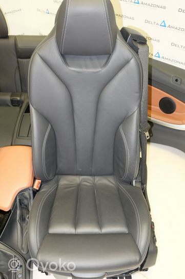 BMW M4 F82 F83 Seat set 011036