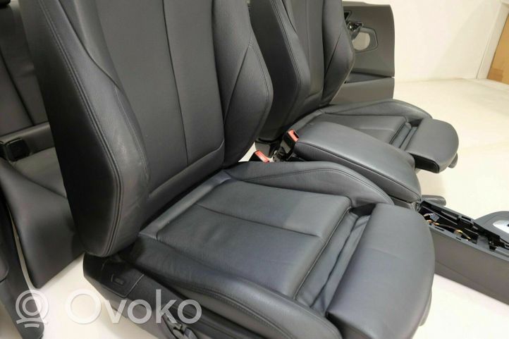 BMW 2 F22 F23 Fotele / Kanapa / Komplet 000574