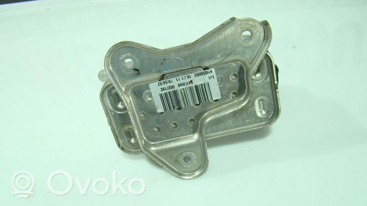 BMW 3 E90 E91 Gearbox / Transmission oil cooler R00203