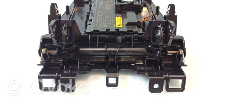 BMW 2 Active Tourer U06 Module de charge sans fil 026521