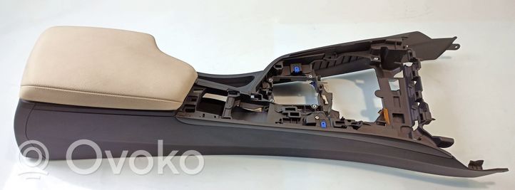 BMW 4 F36 Gran coupe Podłokietnik tunelu środkowego 023694