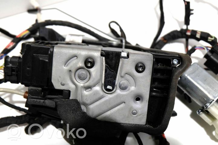 BMW 7 G11 G12 Moteur de centralisation serrure de porte arrière 004626