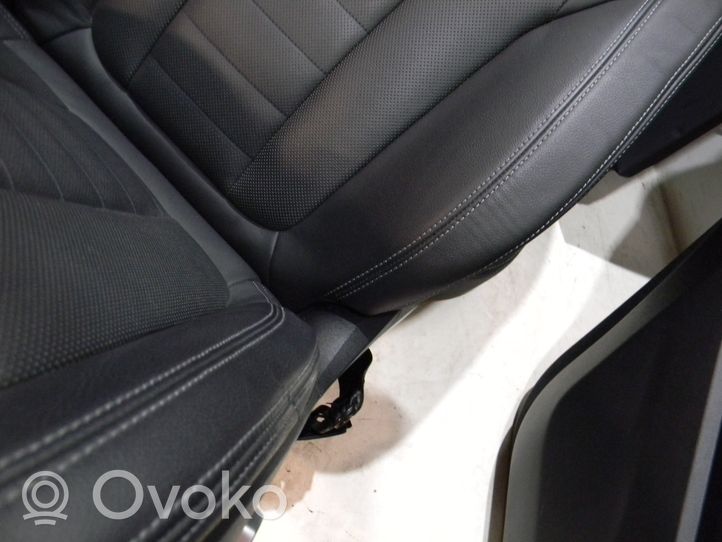 BMW X3 G01 Sēdekļu komplekts C01329