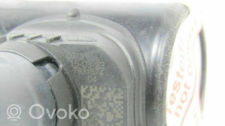 BMW 5 G30 G31 Valvola di controllo dell’olio 015651