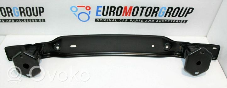 BMW 1 F20 F21 Traversa posteriore K003349