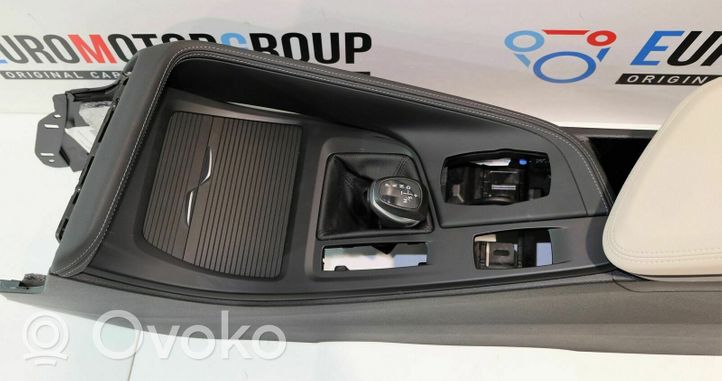 BMW X1 F48 F49 Keskikonsoli K002945