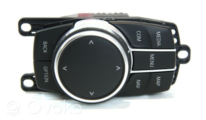 BMW 5 G30 G31 Controllo multimediale autoradio 015511