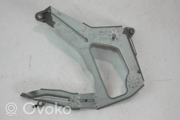 BMW 2 F45 Altra parte del vano motore 013547