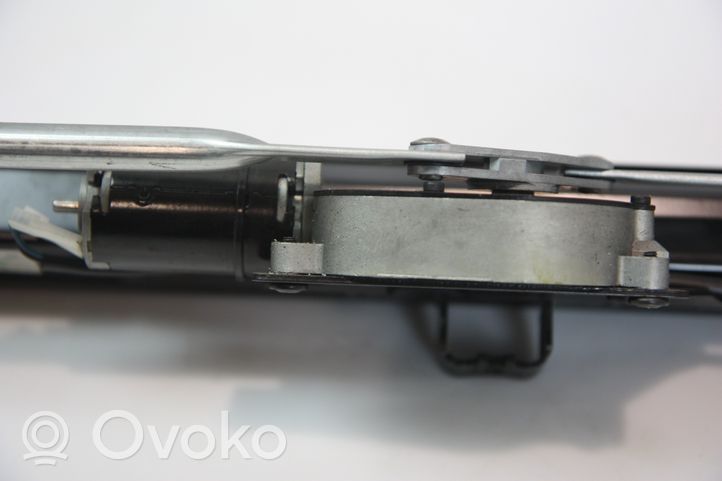 BMW 5 F10 F11 Sähkökäyttöinen takaikkunan häikäisysuoja 014771