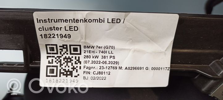 BMW 7 G70 Deska rozdzielcza 027247