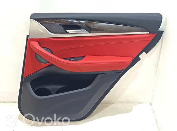 BMW X4 G02 Takaoven verhoilu 027716