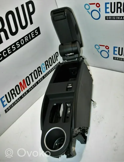 BMW i3 Keskikonsoli OL00058