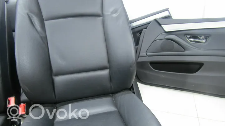 BMW 5 F10 F11 Sėdynių komplektas R00817