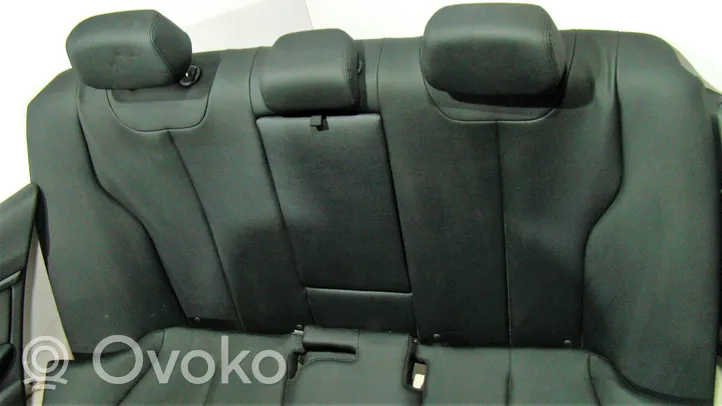 BMW 3 F30 F35 F31 Seat set R003085