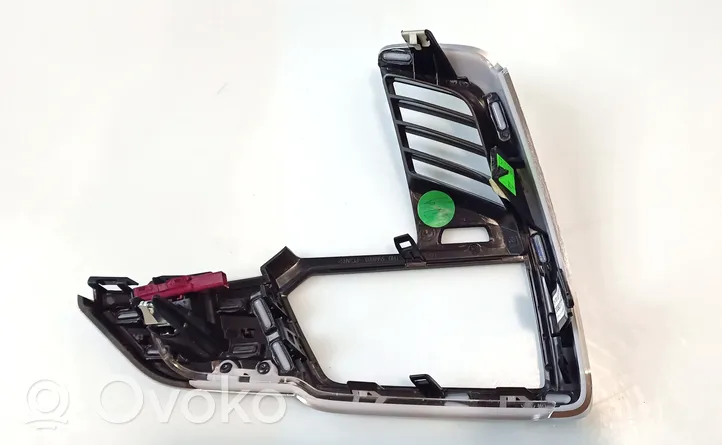 BMW X5 G05 Instrumentu paneļa dekoratīvā apdare 026457