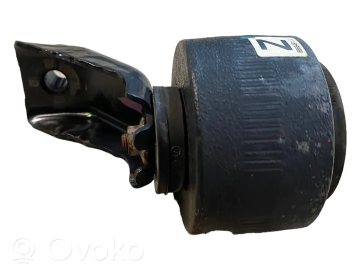 BMW 1 F20 F21 Support de différentiel arrière 6865491