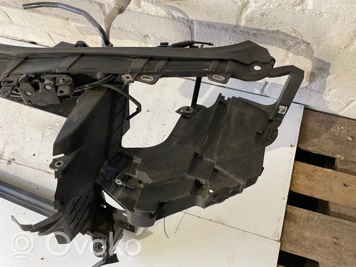 Audi A8 S8 D3 4E Pannello di supporto del radiatore 