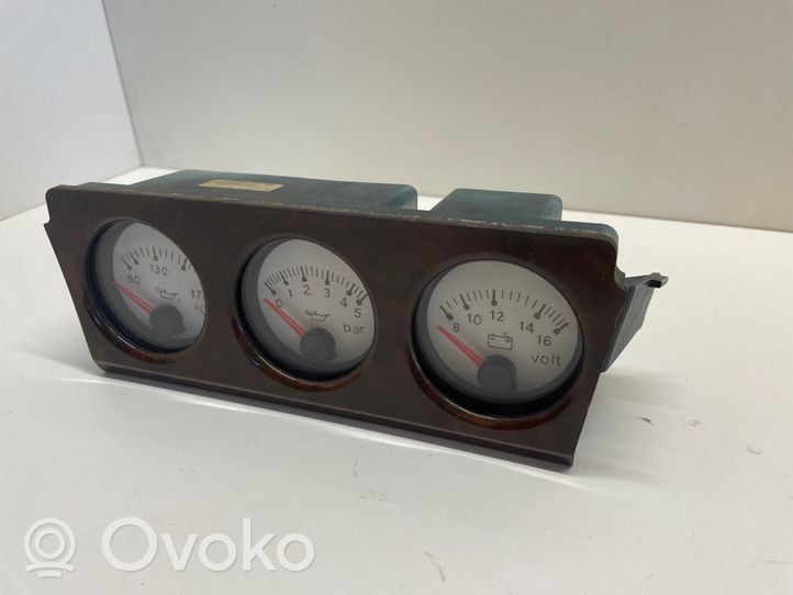 Audi 80 90 S2 B4 Speedometer (instrument cluster) 8A1919214