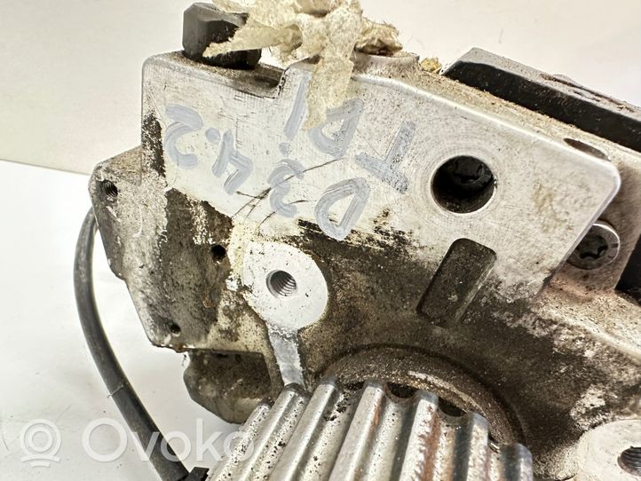 Audi A8 S8 D3 4E Pompe d'injection de carburant à haute pression 057130755M