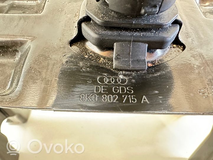 Audi A4 S4 B8 8K Staffa di montaggio della batteria 8K0802715A