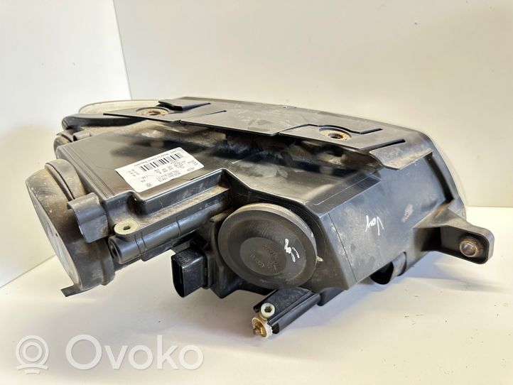 Volkswagen PASSAT B6 Phare frontale 3C0941005Q