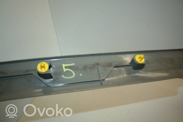 Volvo XC70 Front sill trim cover 