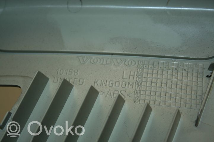 Volvo XC90 Rivestimento montante (C) 8633112