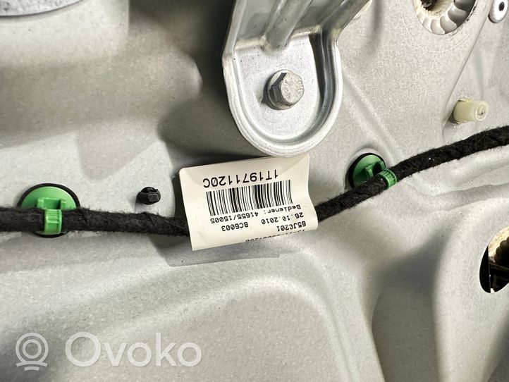Volkswagen Touran II Elektryczny podnośnik szyby drzwi tylnych 1T1837729BD