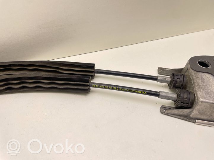 Volkswagen Touran II Gear selector/shifter (interior) 1T0711049BF