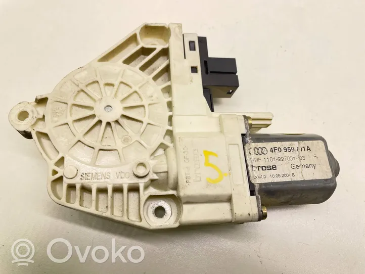 Audi A6 S6 C6 4F Motorino alzacristalli della portiera anteriore 4F0959801A