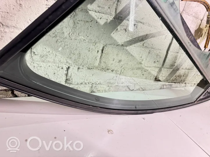 Audi A3 S3 A3 Sportback 8P Front door window/glass frame 