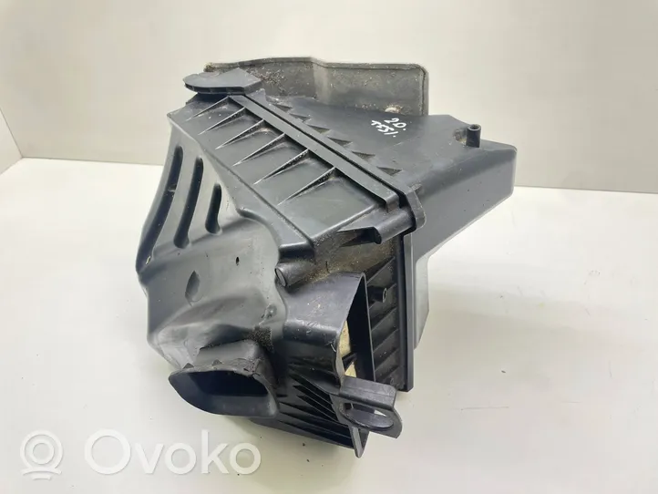 Audi A4 S4 B7 8E 8H Scatola del filtro dell’aria 03G133835A