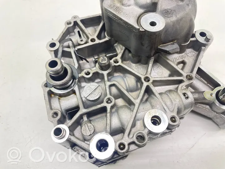 Audi A4 S4 B7 8E 8H Pompe à huile 01J325031AF