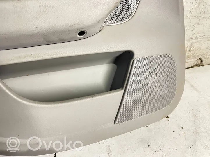 Audi A6 S6 C6 4F Rivestimento del pannello della portiera posteriore 4F0867305