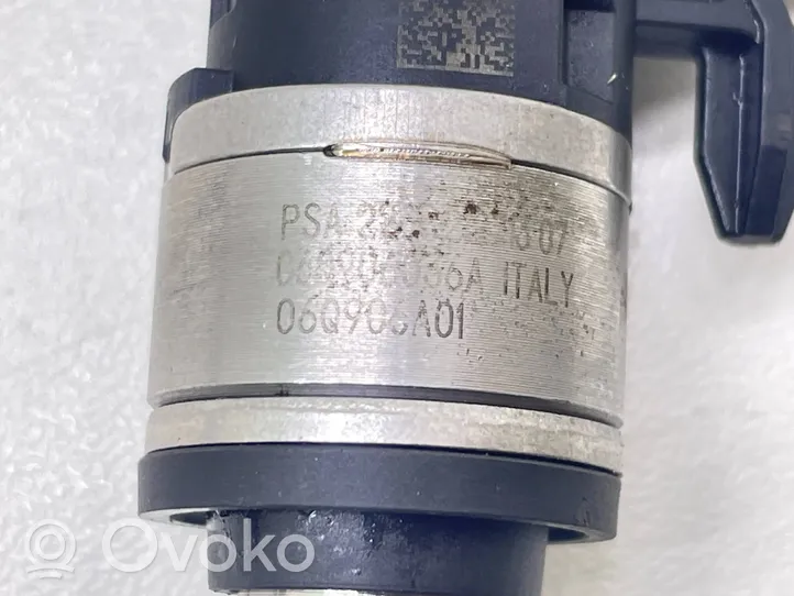 Skoda Kodiaq Injecteur de carburant 06Q906036A