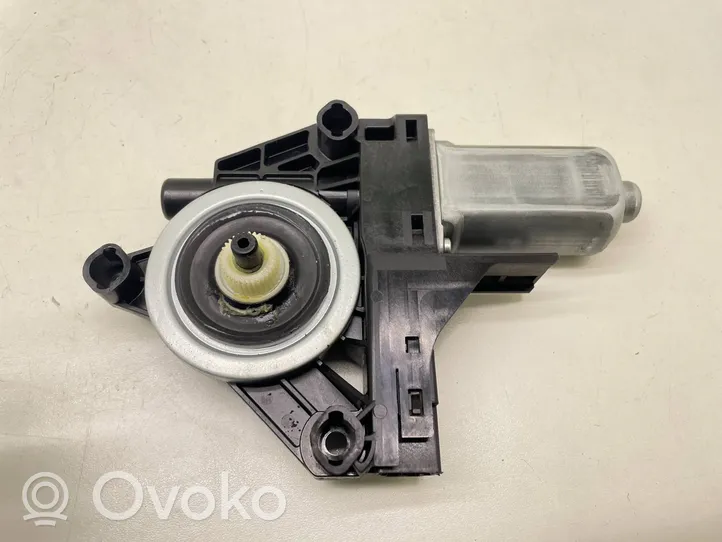 Volvo XC60 Motorino alzacristalli della portiera anteriore 966268103