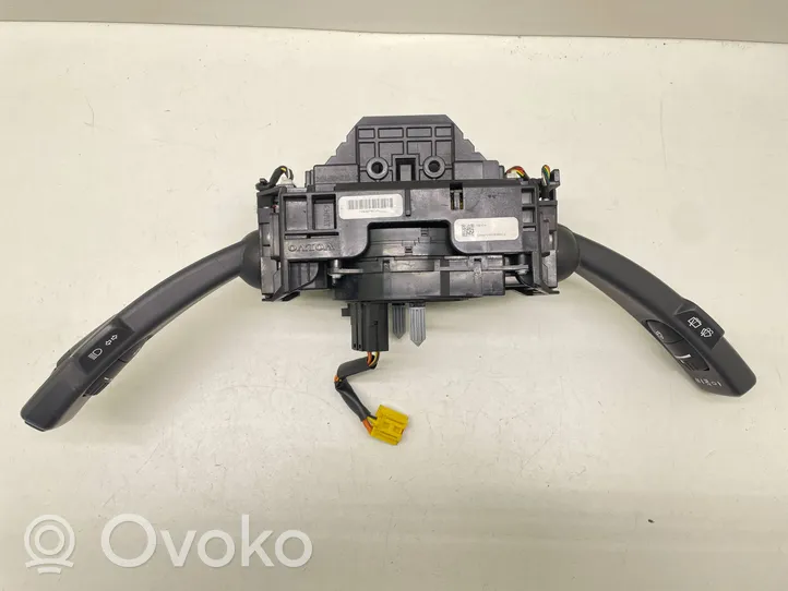 Volvo XC60 Leva/interruttore dell’indicatore di direzione e tergicristallo 31327903