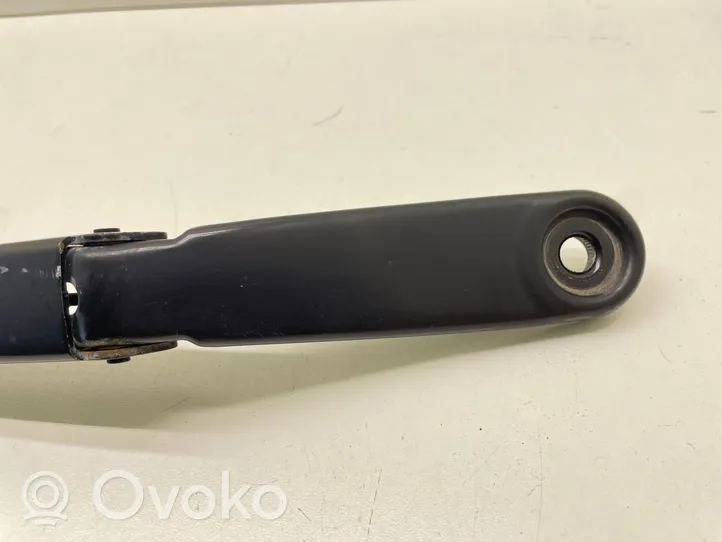 Volvo XC60 Front wiper blade arm 30753526