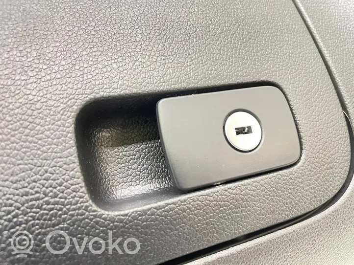 Volkswagen Golf VI Комплект ящика для вещей (бардачка) 1K1857290