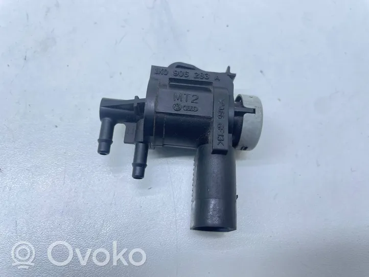 Volkswagen Golf VI Turbo solenoid valve 1K0906283A