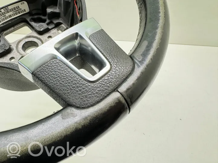 Volkswagen Golf VI Steering wheel 5C0419091K