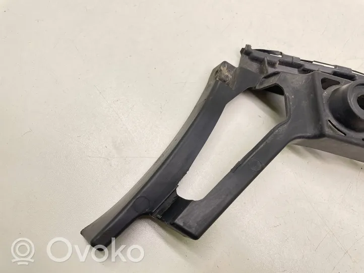 Volkswagen Golf VI Support de pare-chocs arrière 5K6807394