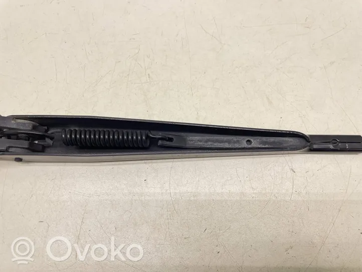 Volkswagen Golf VI Front wiper blade arm 1Q1955409