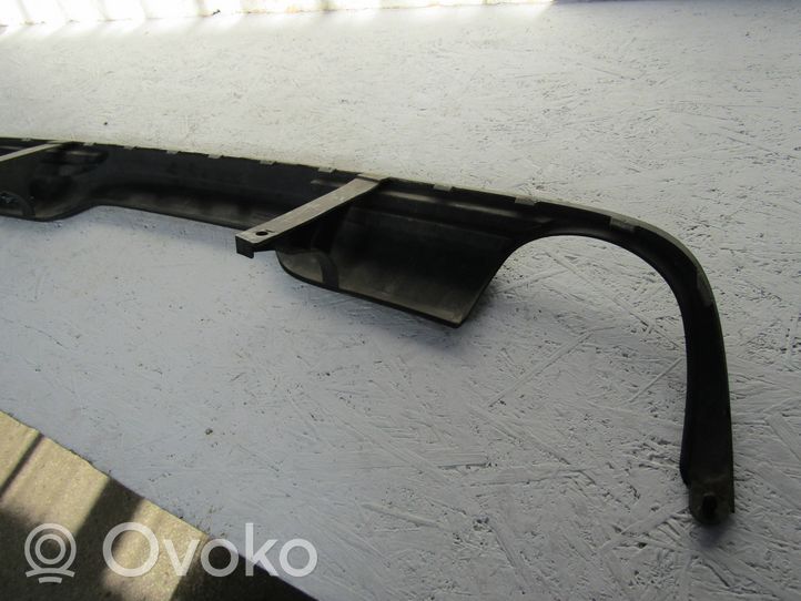 Mercedes-Benz B W246 W242 Etupuskurin reuna A2468853425