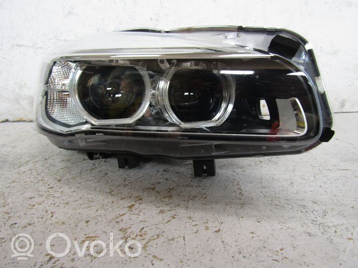 BMW 2 F45 Lampa przednia 7391402