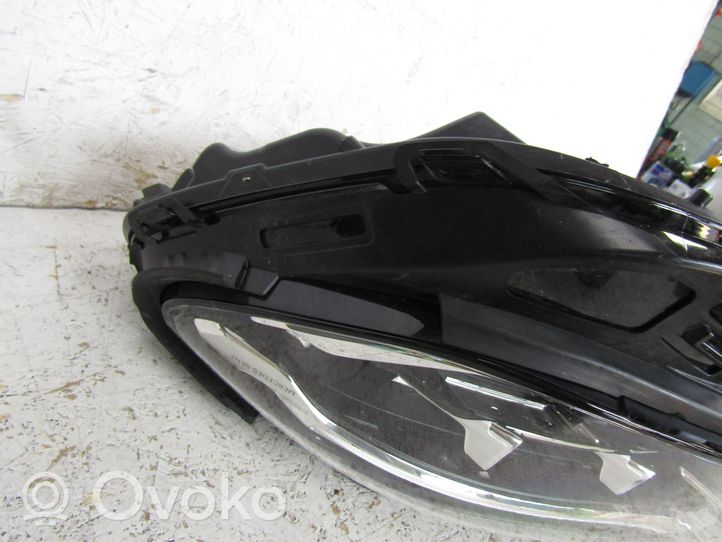 Mercedes-Benz E W213 Lampa przednia A2139067509