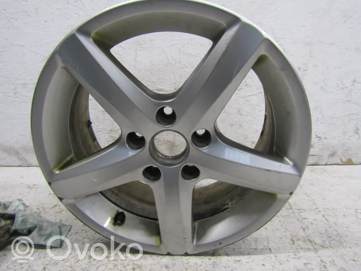 Volkswagen PASSAT B7 Felgi aluminiowe R16 3AA071496